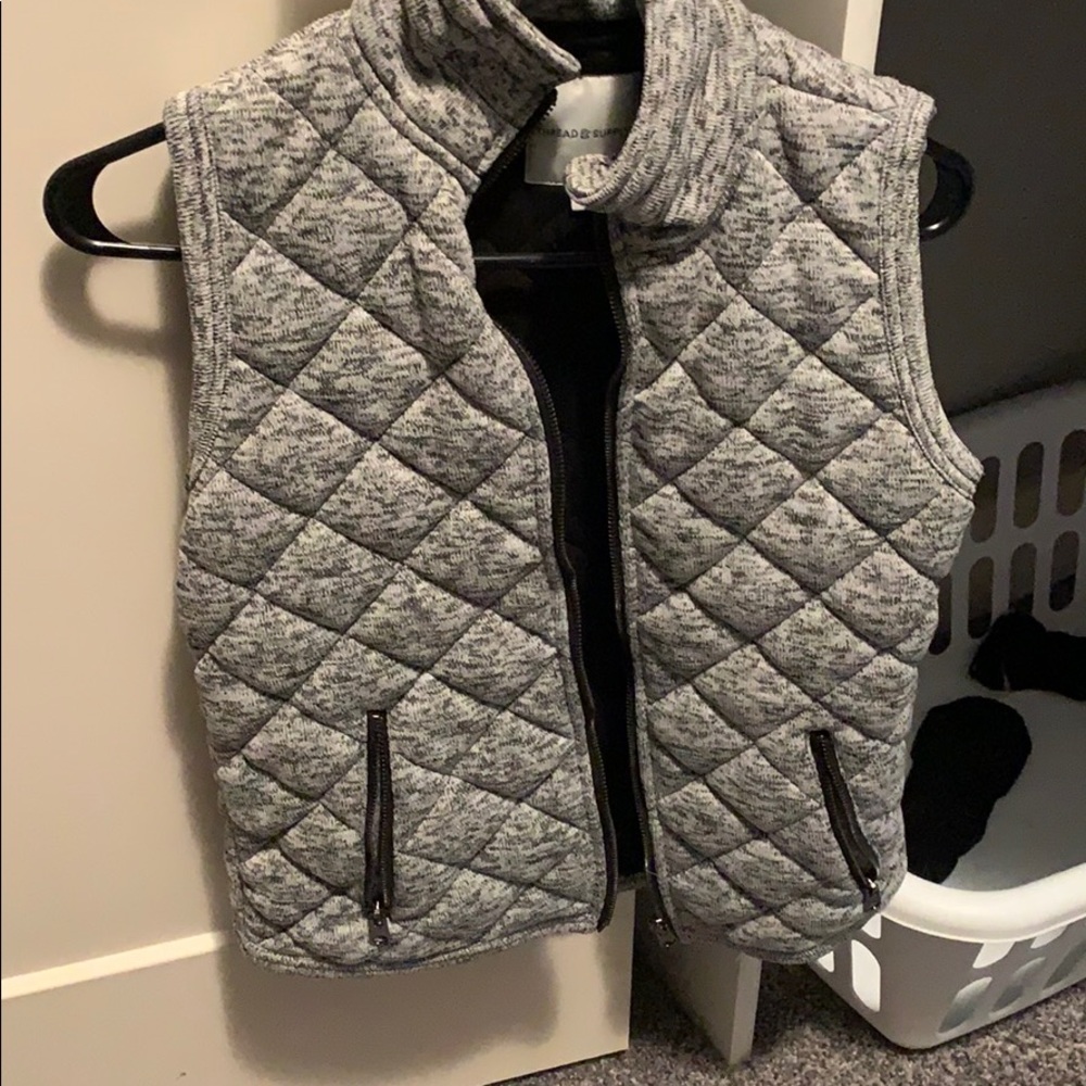Thread & Supply Vest